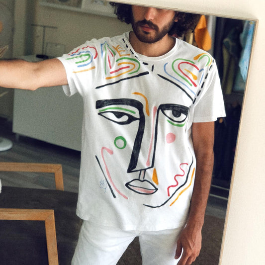 Face hand painted T-shirt